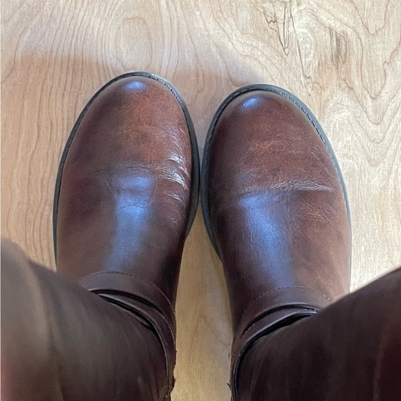 Guess Hayden Boots - Picture 6 of 6